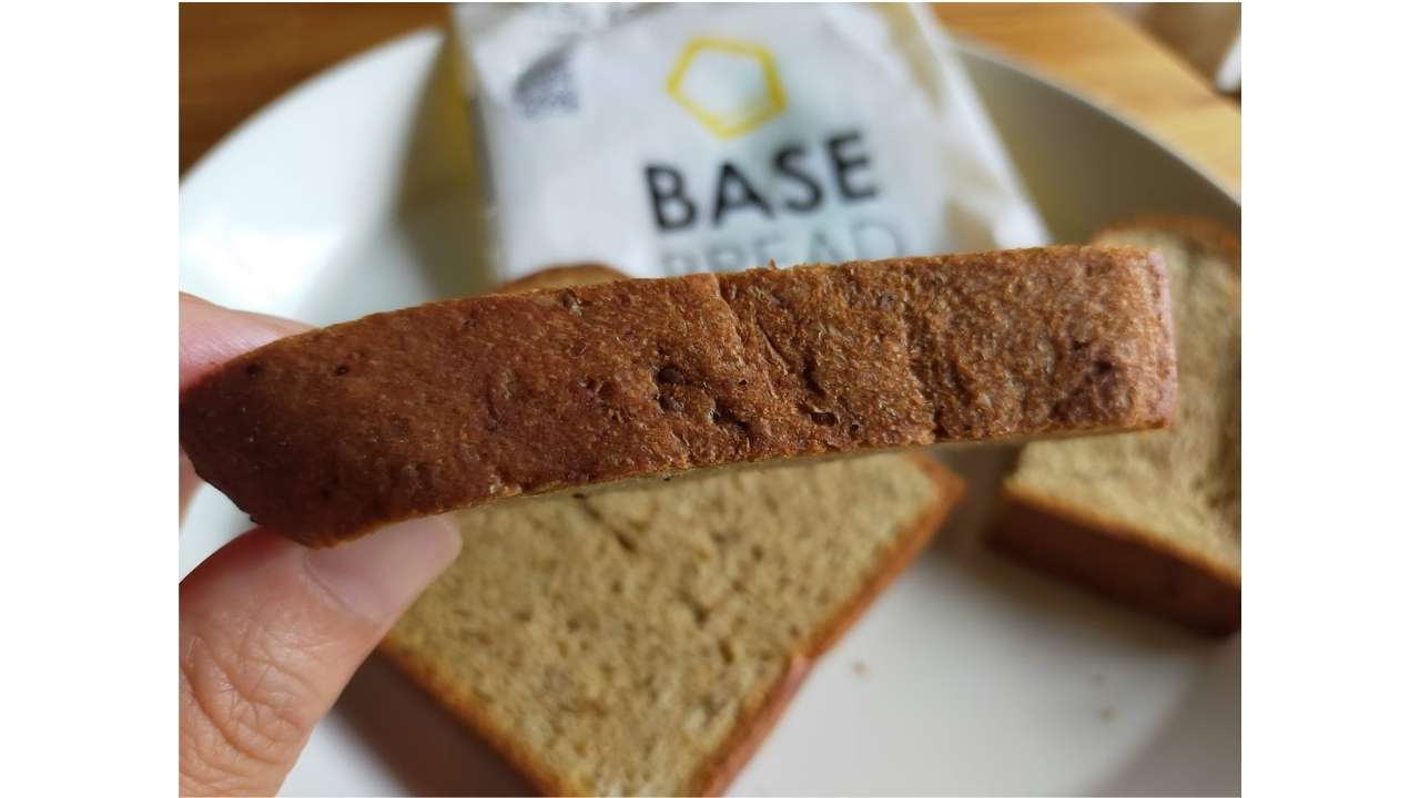 ベースブレッドミニ食パン下から